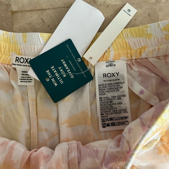 NWT ROXY Wrap‎ Around Hawaiian Palm Tree Print SHORTS  Women’s Size M - Picture 5 of 7
